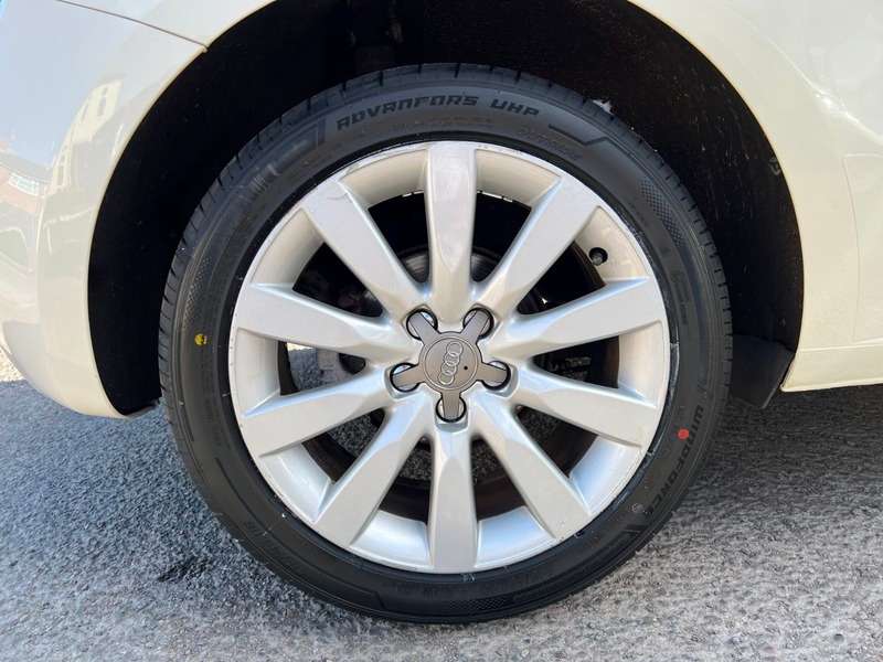 2013 AUDI A1 2013 AUDI A1