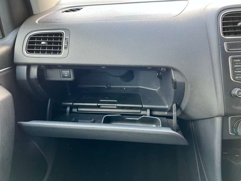 2014 VOLKSWAGEN POLO 2014 VOLKSWAGEN POLO