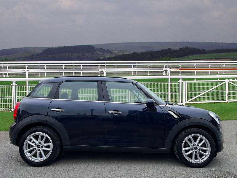 2015 MINI COUNTRYMAN 2015 MINI COUNTRYMAN