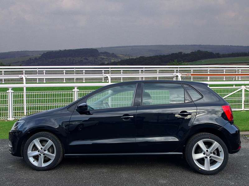 A 2014 VOLKSWAGEN POLO SEL TSI A 2014 VOLKSWAGEN POLO SEL TSI