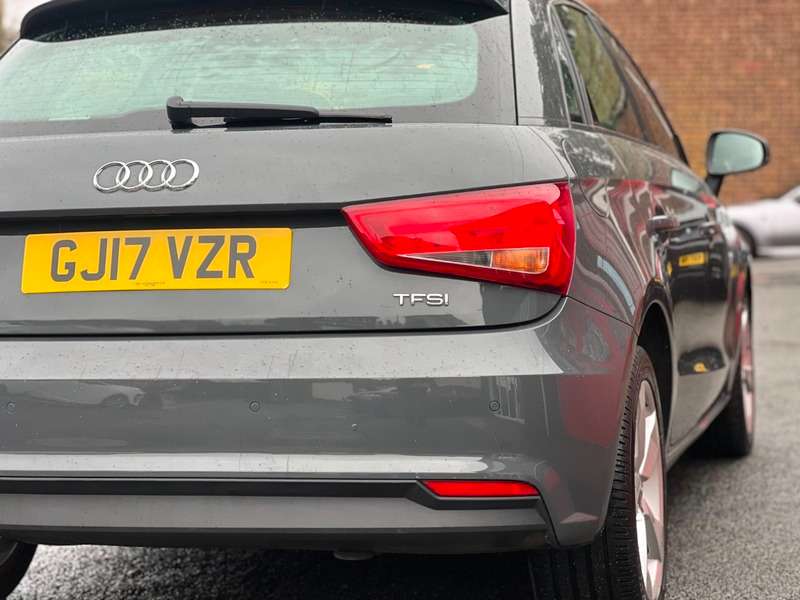 2017 AUDI A1 2017 AUDI A1