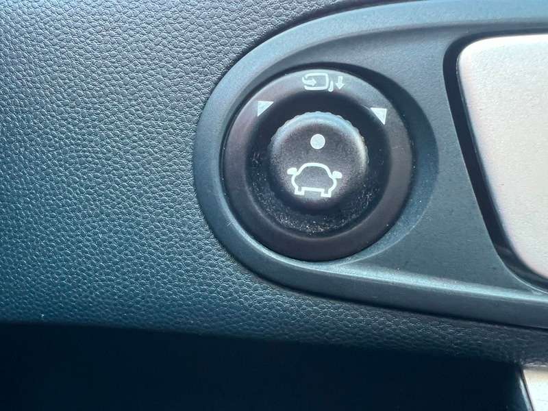 2012 FORD FIESTA 2012 FORD FIESTA