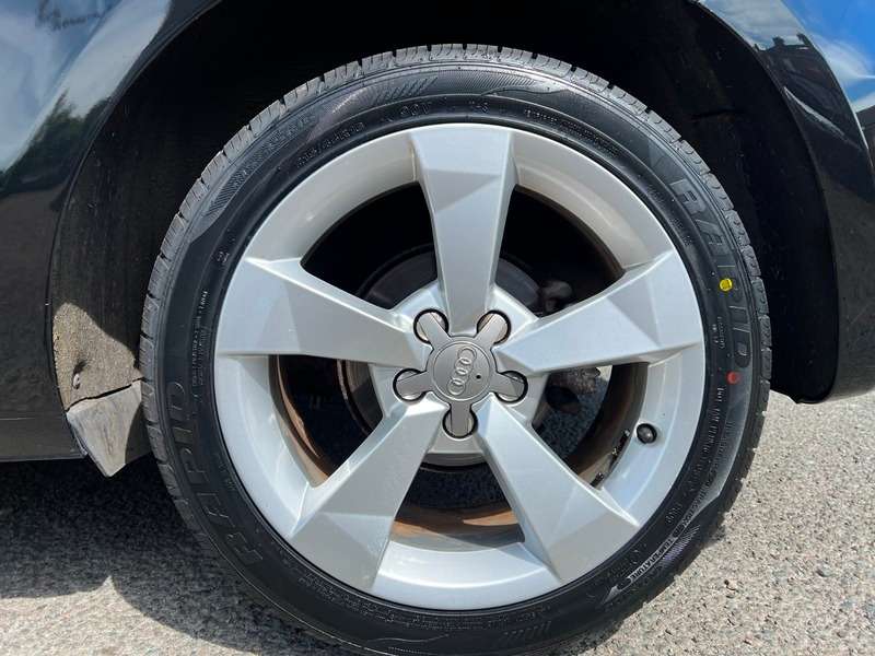 2015 AUDI A1 2015 AUDI A1
