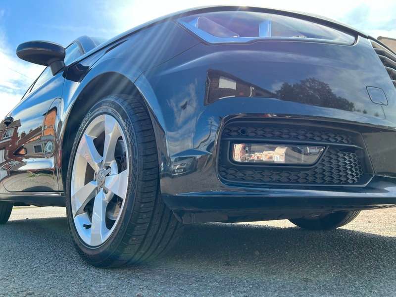 2015 AUDI A1 2015 AUDI A1