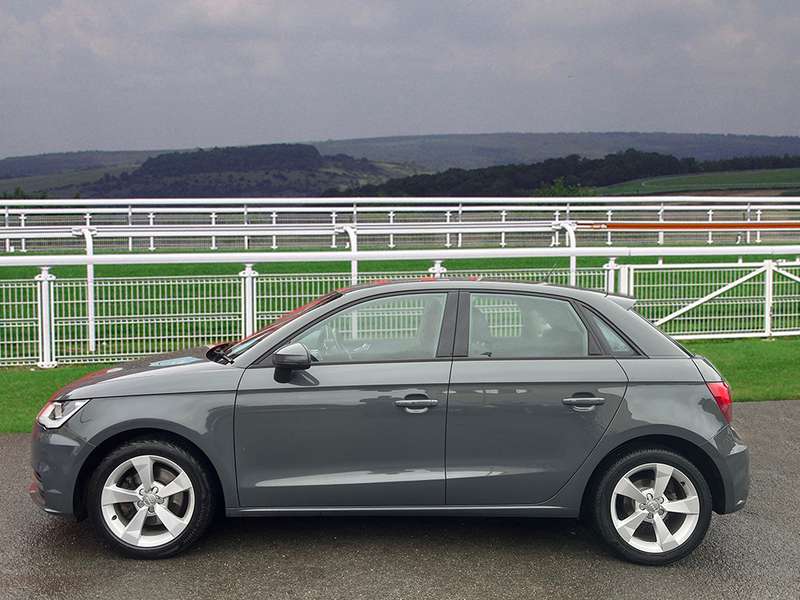 2017 AUDI A1 2017 AUDI A1