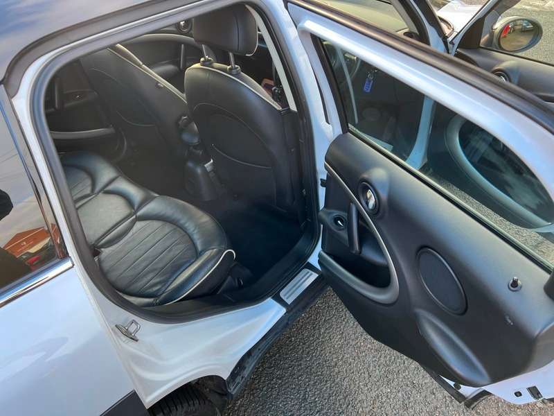 2011 MINI COUNTRYMAN 2011 MINI COUNTRYMAN