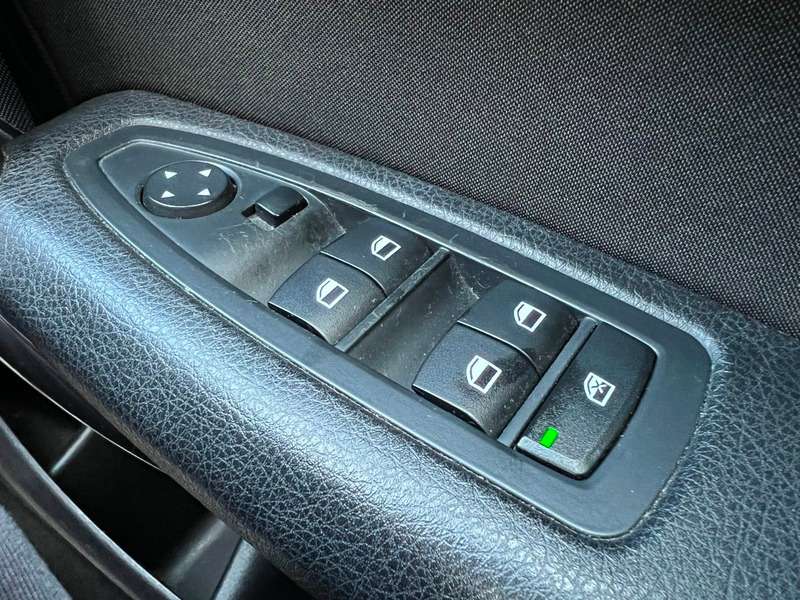 2012 BMW 1 SERIES 2012 BMW 1 SERIES