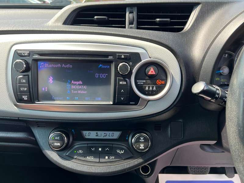 2012 TOYOTA YARIS 2012 TOYOTA YARIS