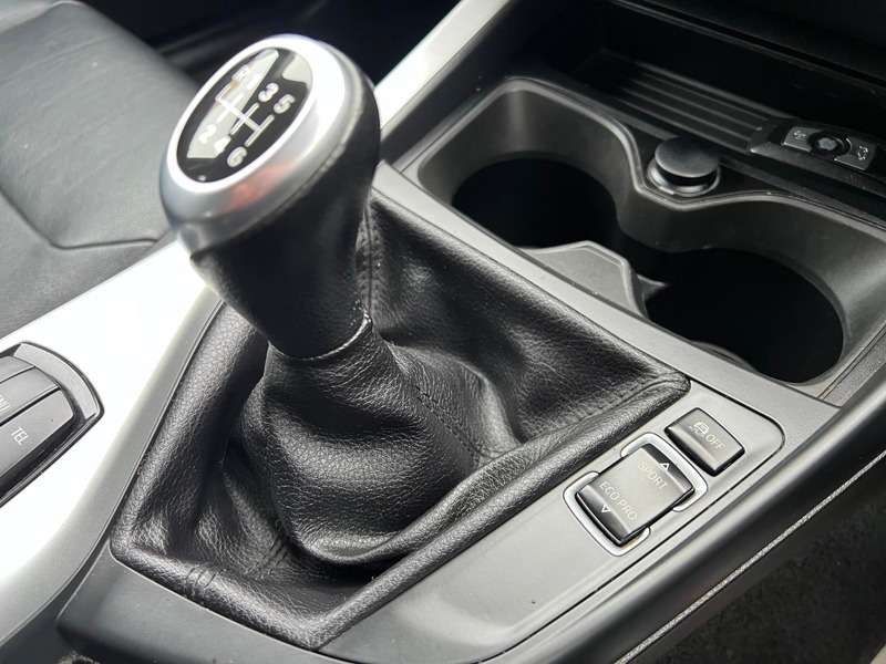 2012 BMW 1 SERIES 2012 BMW 1 SERIES