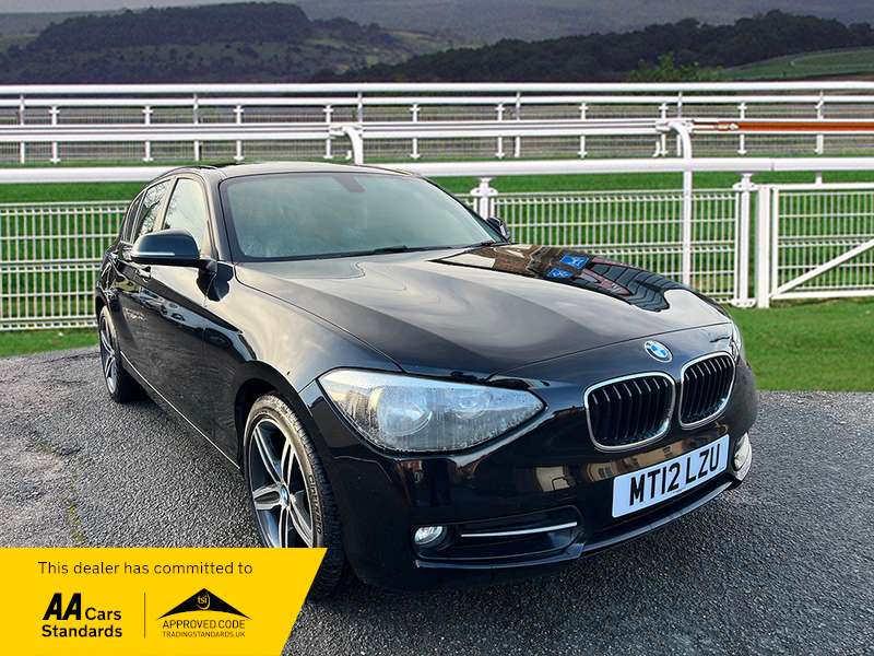 Check out this BMW 1 Series 2012 Petrol Manual