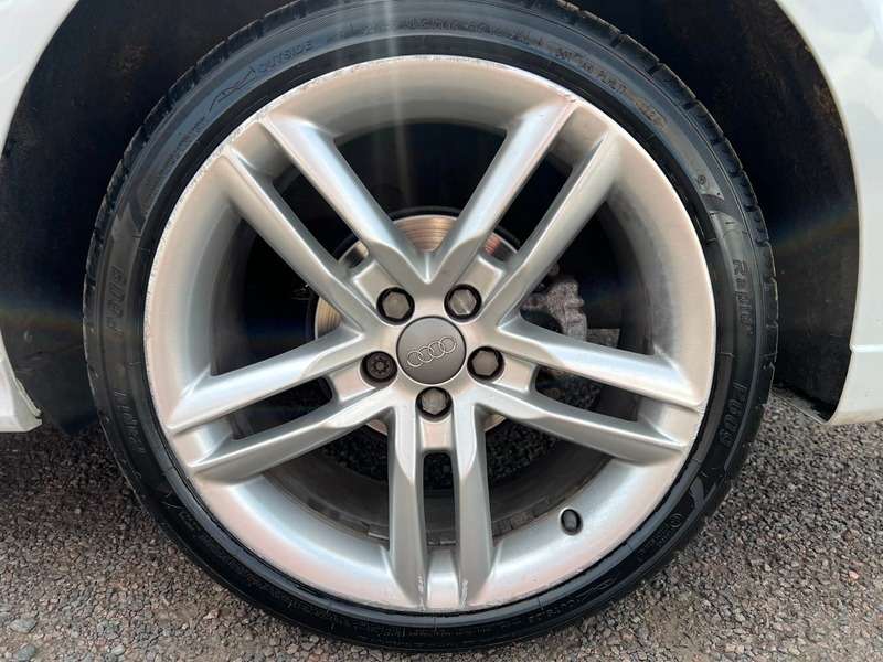 2013 AUDI A1 2013 AUDI A1