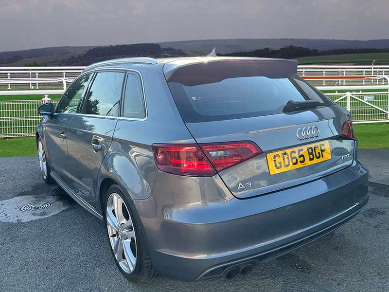 A 2015 AUDI A3 TFSI S LINE A 2015 AUDI A3 TFSI S LINE