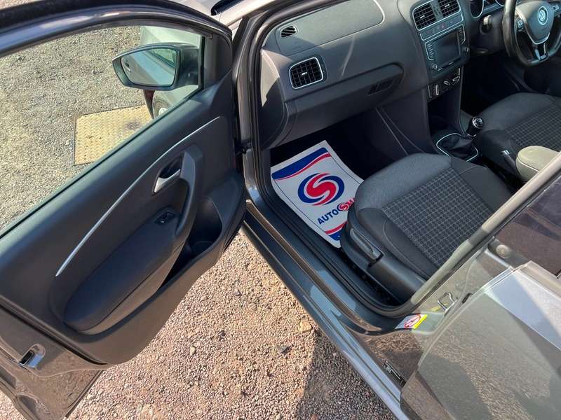 2017 VOLKSWAGEN POLO 2017 VOLKSWAGEN POLO