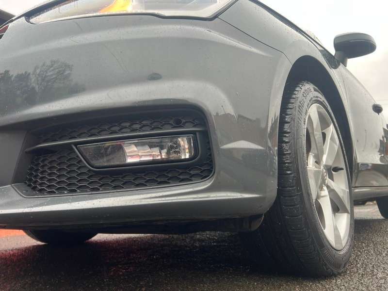 2017 AUDI A1 2017 AUDI A1