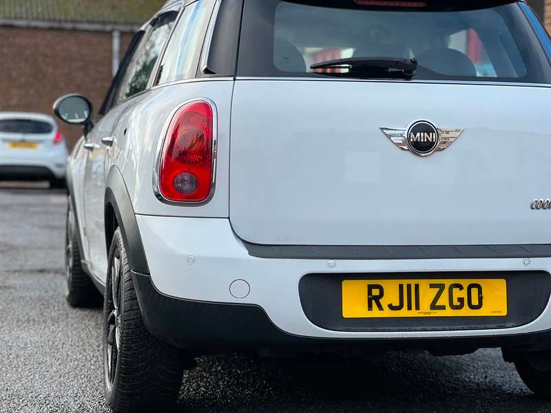 2011 MINI COUNTRYMAN 2011 MINI COUNTRYMAN