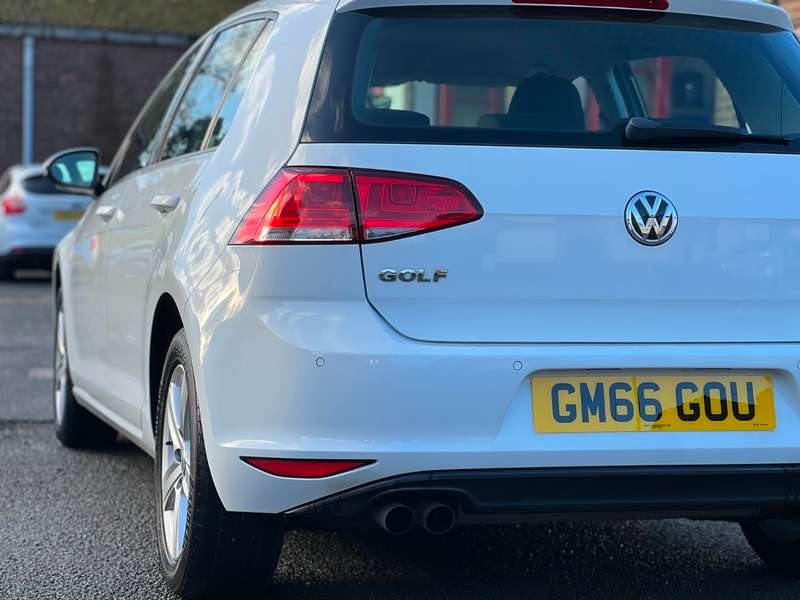 2017 VOLKSWAGEN GOLF 2017 VOLKSWAGEN GOLF