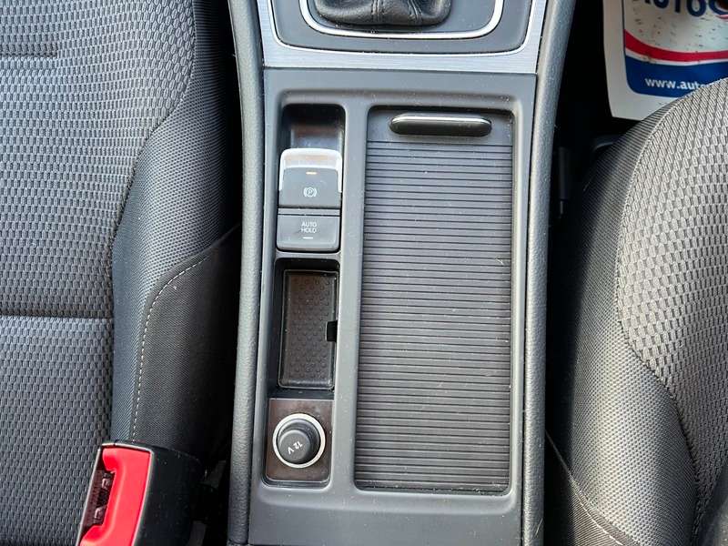 2017 VOLKSWAGEN GOLF 2017 VOLKSWAGEN GOLF