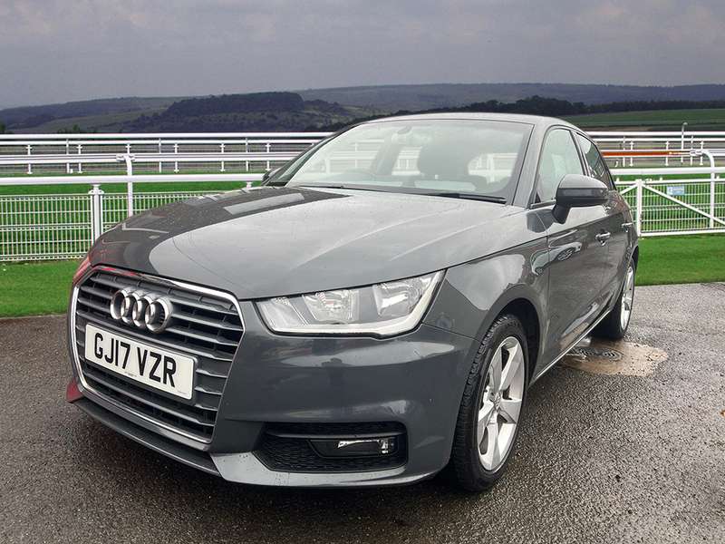 2017 AUDI A1 2017 AUDI A1