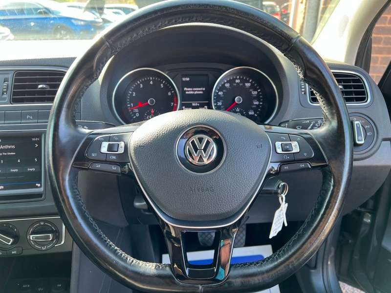 2017 VOLKSWAGEN POLO 2017 VOLKSWAGEN POLO