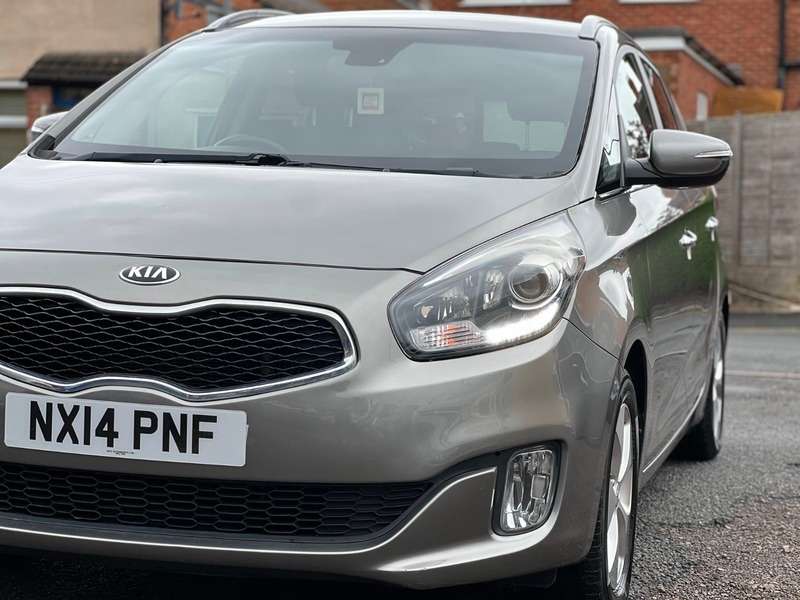 2014 KIA CARENS 2014 KIA CARENS