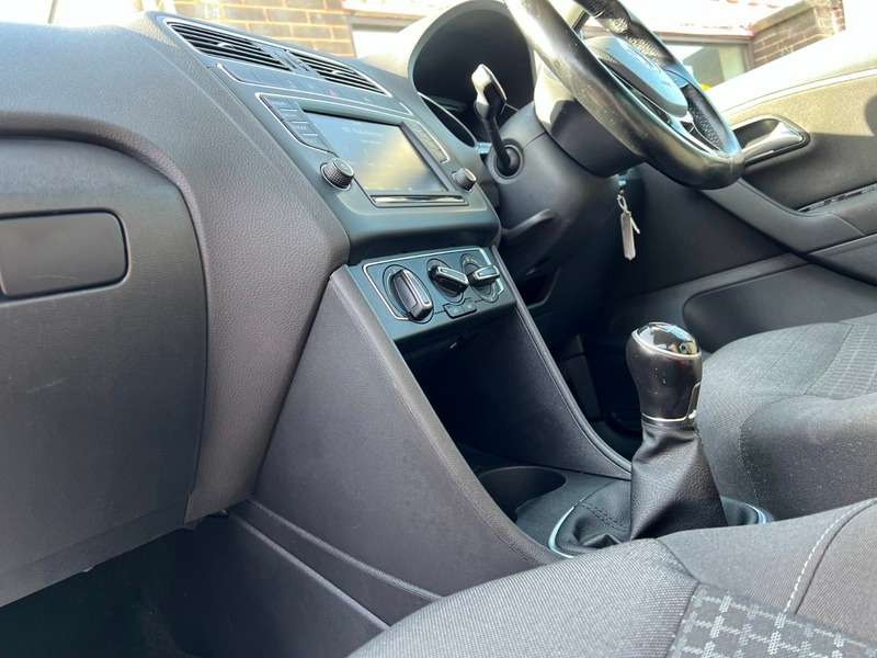 2017 VOLKSWAGEN POLO 2017 VOLKSWAGEN POLO