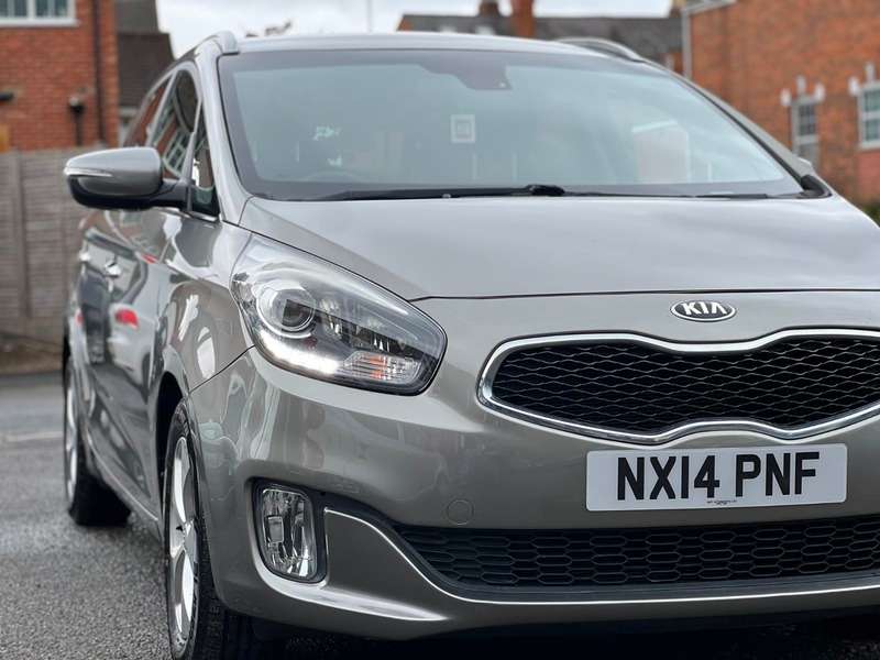 2014 KIA CARENS 2014 KIA CARENS