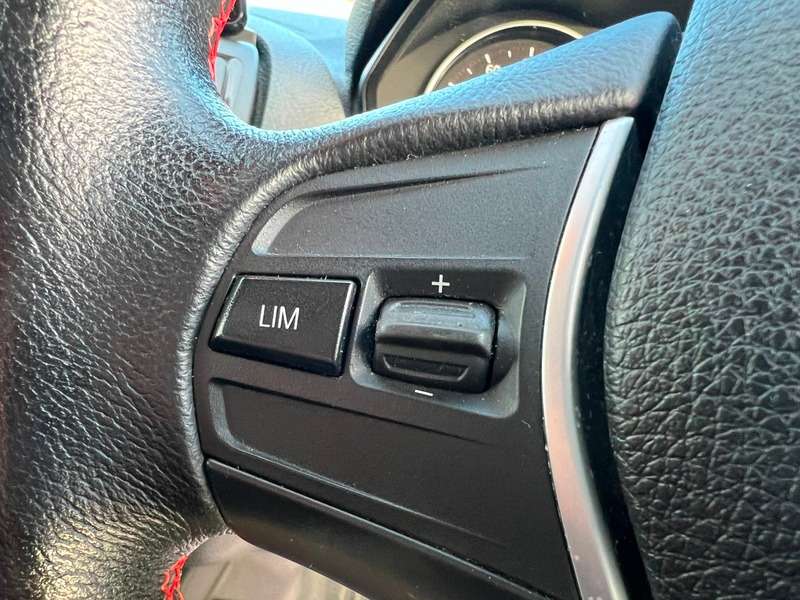 2012 BMW 1 SERIES 2012 BMW 1 SERIES