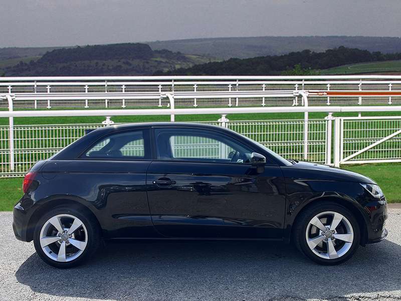 2015 AUDI A1 2015 AUDI A1