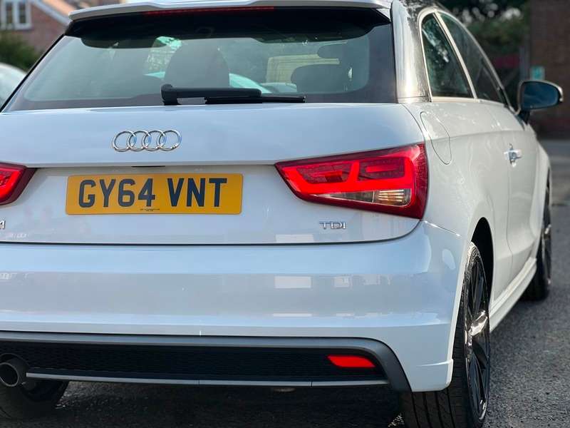 2014 AUDI A1 2014 AUDI A1