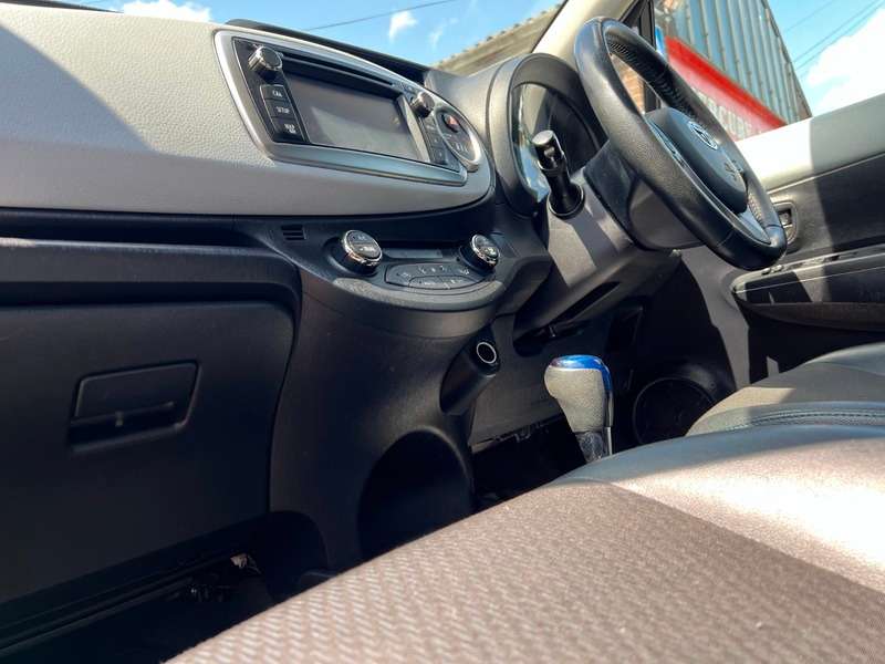 2012 TOYOTA YARIS 2012 TOYOTA YARIS
