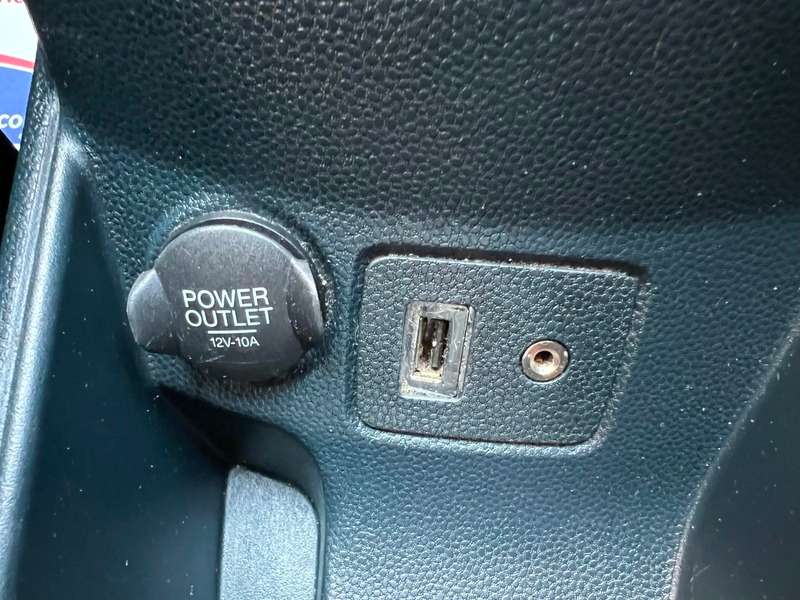 2012 FORD FIESTA 2012 FORD FIESTA