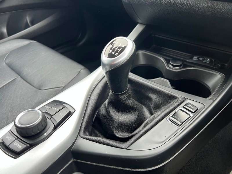 2012 BMW 1 SERIES 2012 BMW 1 SERIES