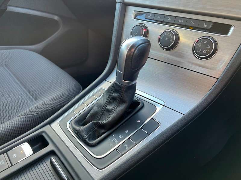 2017 VOLKSWAGEN GOLF 2017 VOLKSWAGEN GOLF