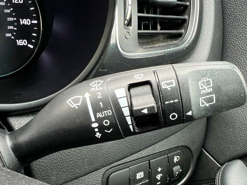 2014 KIA CARENS 2014 KIA CARENS