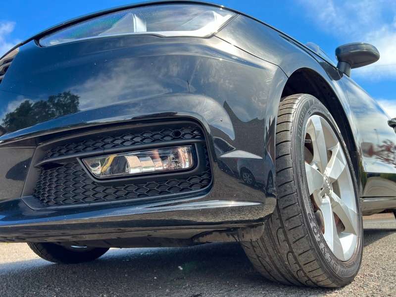 2015 AUDI A1 2015 AUDI A1