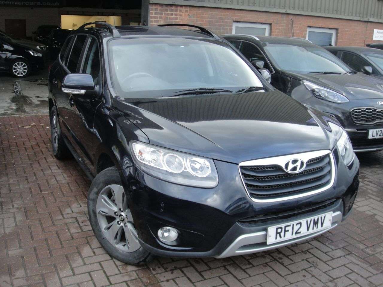 A 2012 HYUNDAI SANTA FE 2.2 PREMIUM CRDI 5d 194 BHP MUST BE SEEN FAMILY CAR 7 SEATER A 2012 HYUNDAI SANTA FE 2.2 PREMIUM CRDI 5d 194 BHP MUST BE SEEN FAMILY CAR 7 SEATER