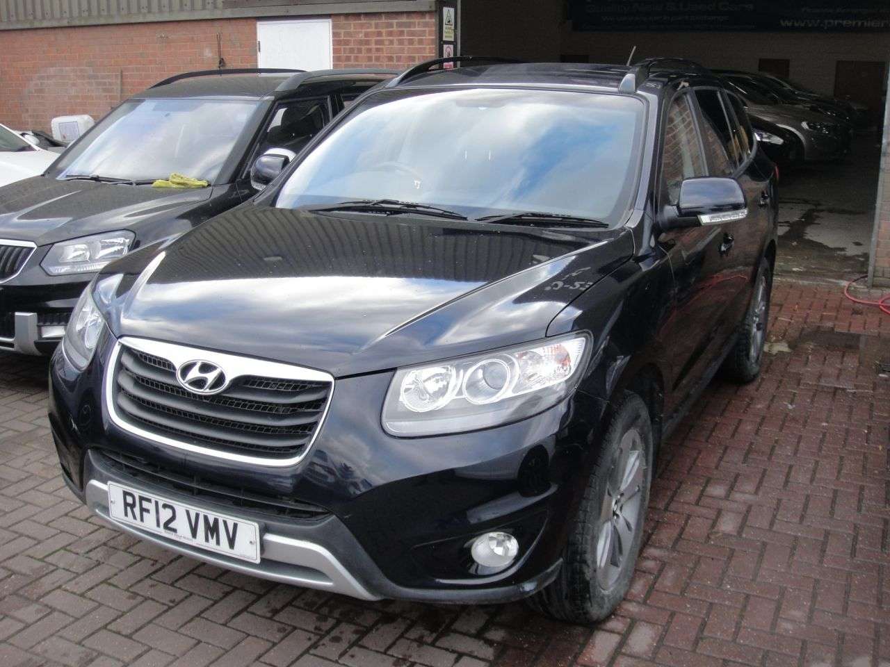 A 2012 HYUNDAI SANTA FE 2.2 PREMIUM CRDI 5d 194 BHP MUST BE SEEN FAMILY CAR 7 SEATER A 2012 HYUNDAI SANTA FE 2.2 PREMIUM CRDI 5d 194 BHP MUST BE SEEN FAMILY CAR 7 SEATER