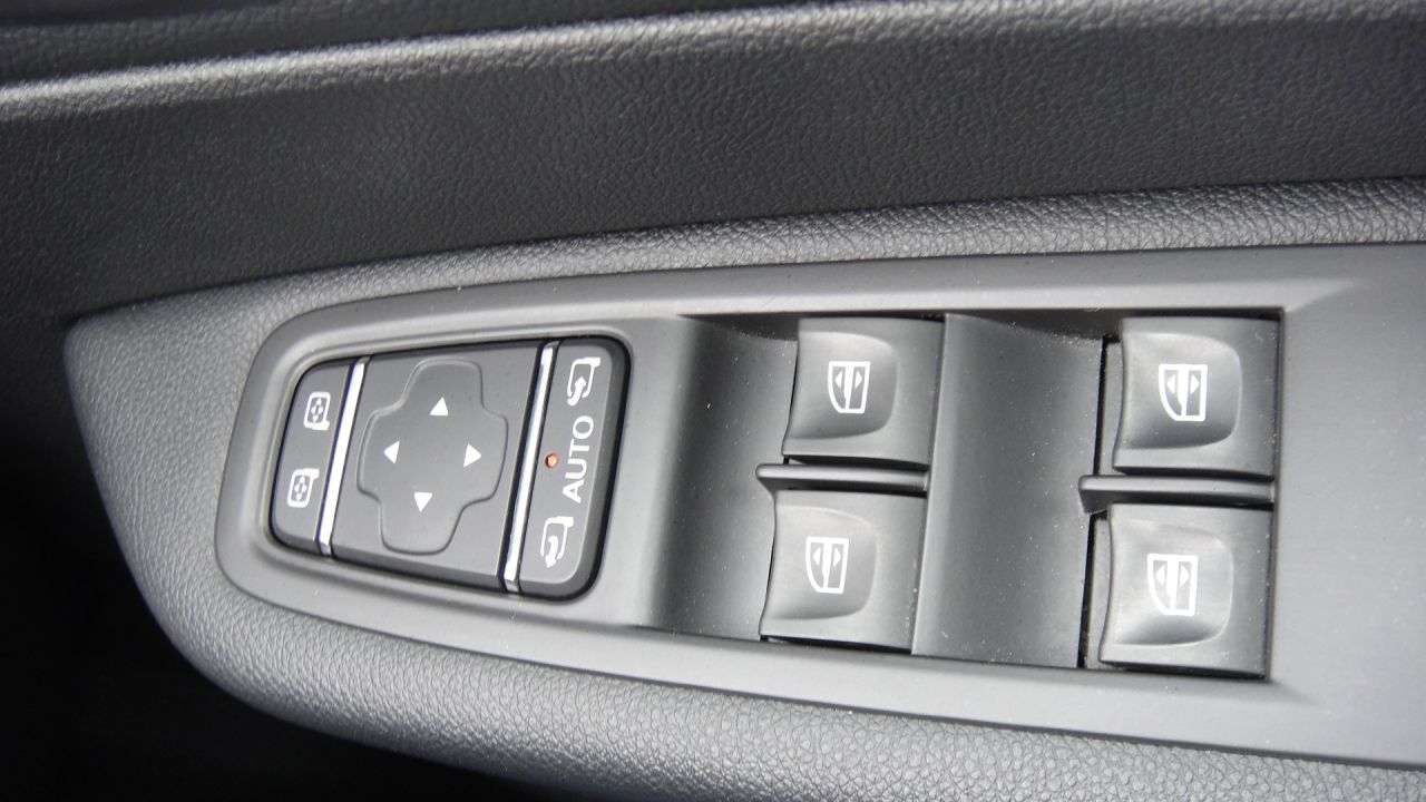 2019 RENAULT CAPTUR 2019 RENAULT CAPTUR