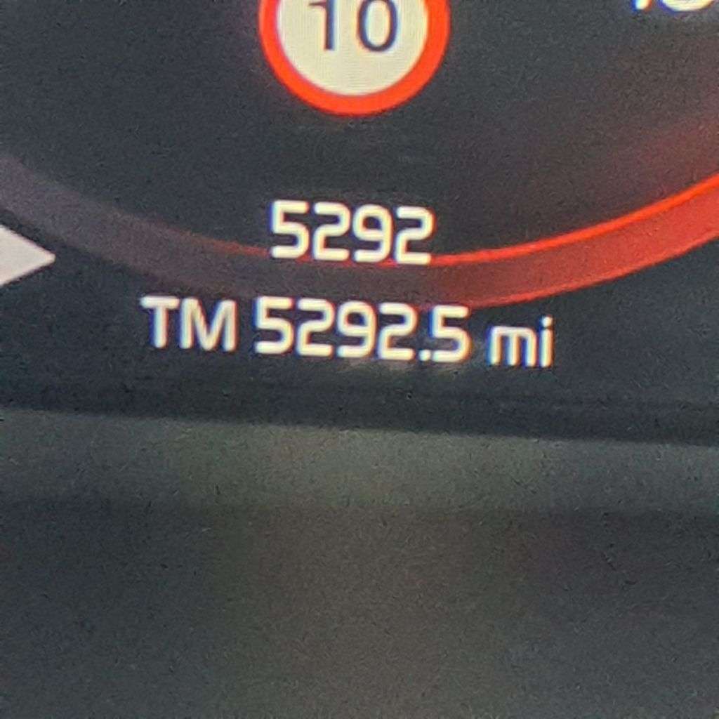 2021 VOLVO XC40 2021 VOLVO XC40