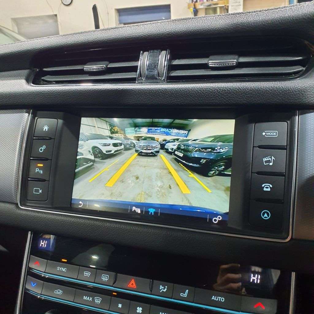 2018 JAGUAR XF 2018 JAGUAR XF