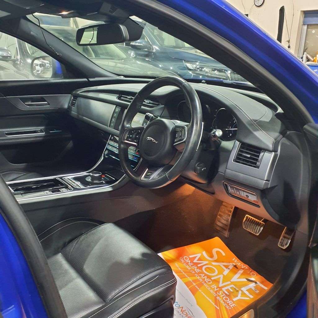 2018 JAGUAR XF 2018 JAGUAR XF