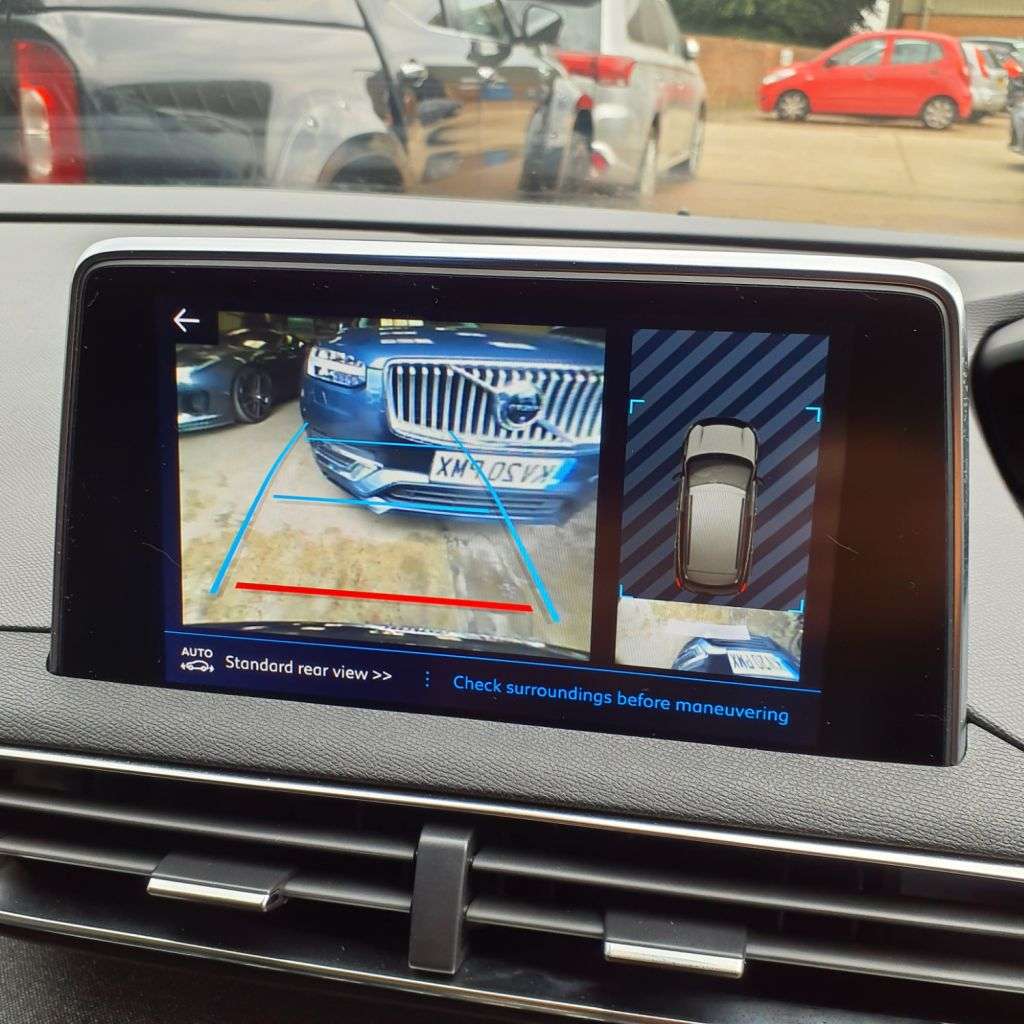 2020 PEUGEOT 3008 2020 PEUGEOT 3008