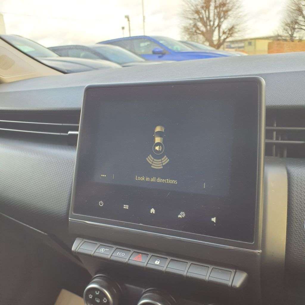 2020 RENAULT CLIO 2020 RENAULT CLIO