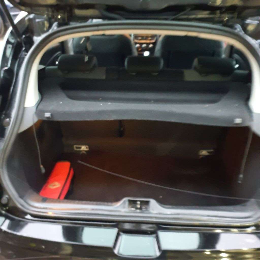 2017 RENAULT CLIO 2017 RENAULT CLIO