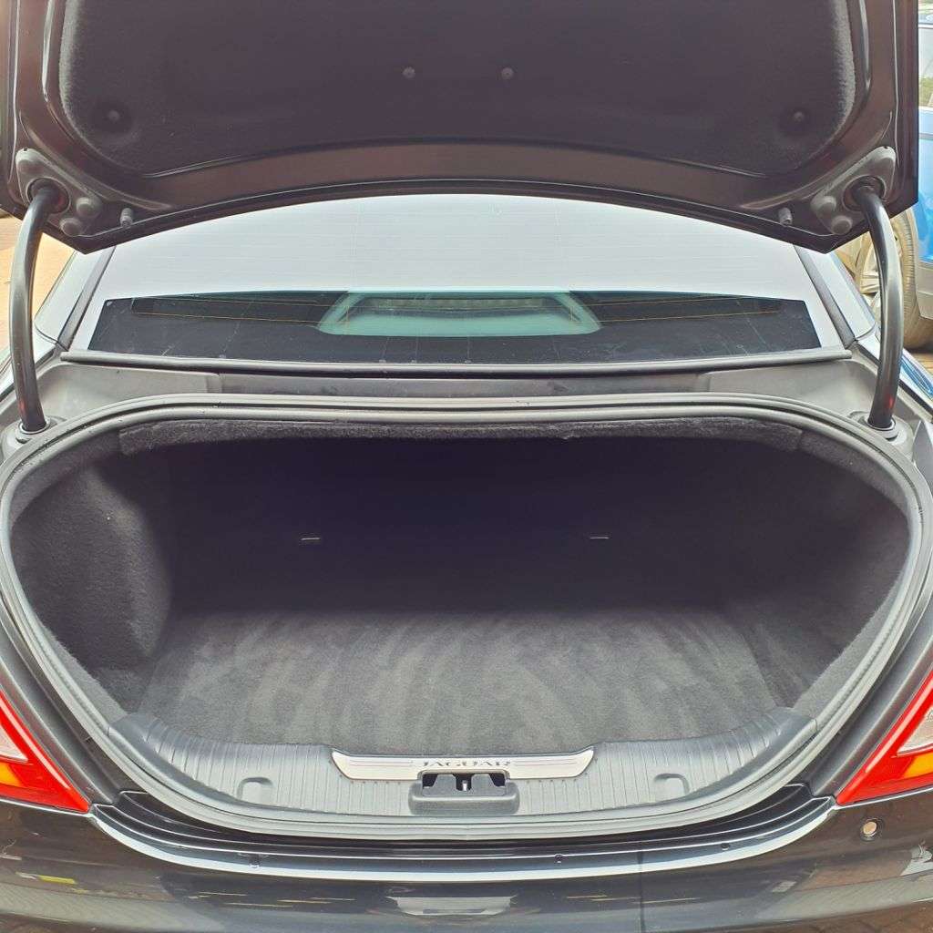 2018 JAGUAR XJ 2018 JAGUAR XJ