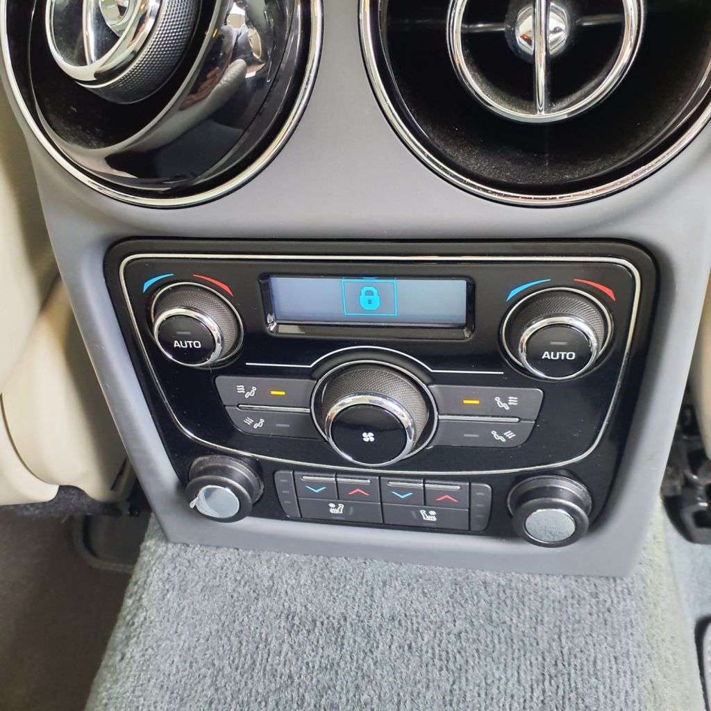 2018 JAGUAR XJ 2018 JAGUAR XJ