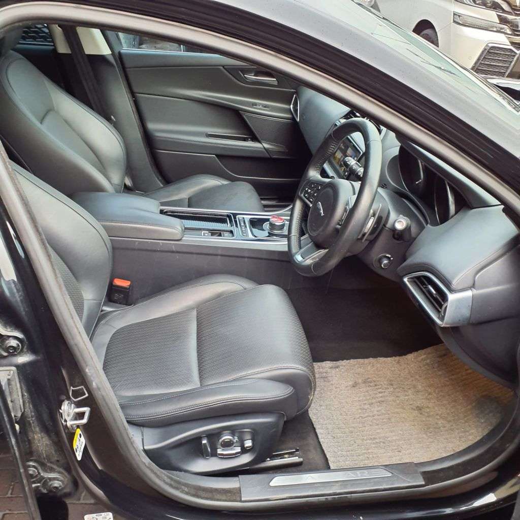 2017 JAGUAR XE 2017 JAGUAR XE