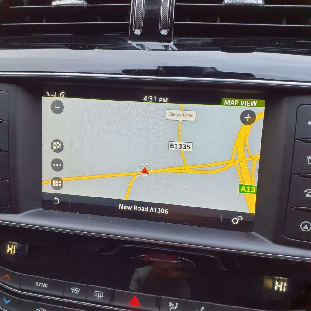 2017 JAGUAR XE 2017 JAGUAR XE