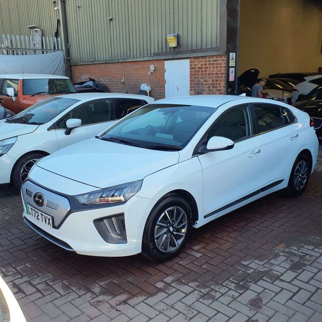 2022 HYUNDAI IONIQ 2022 HYUNDAI IONIQ