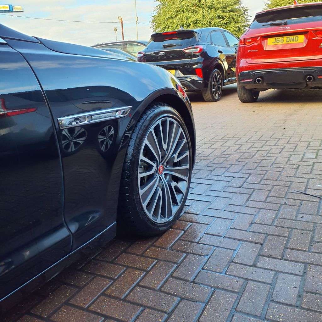 2017 JAGUAR XJ 2017 JAGUAR XJ